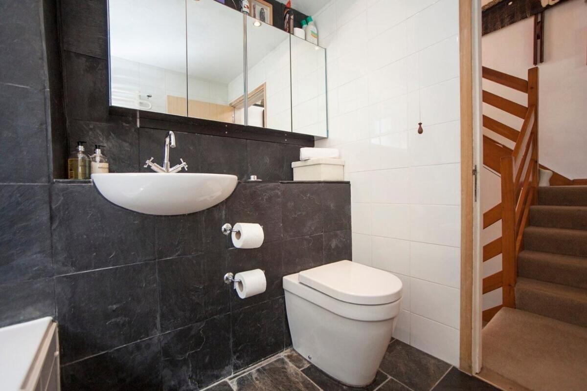 ※ Relaxing Home- Parking & Gorgeous Gardens Bath Exteriör bild