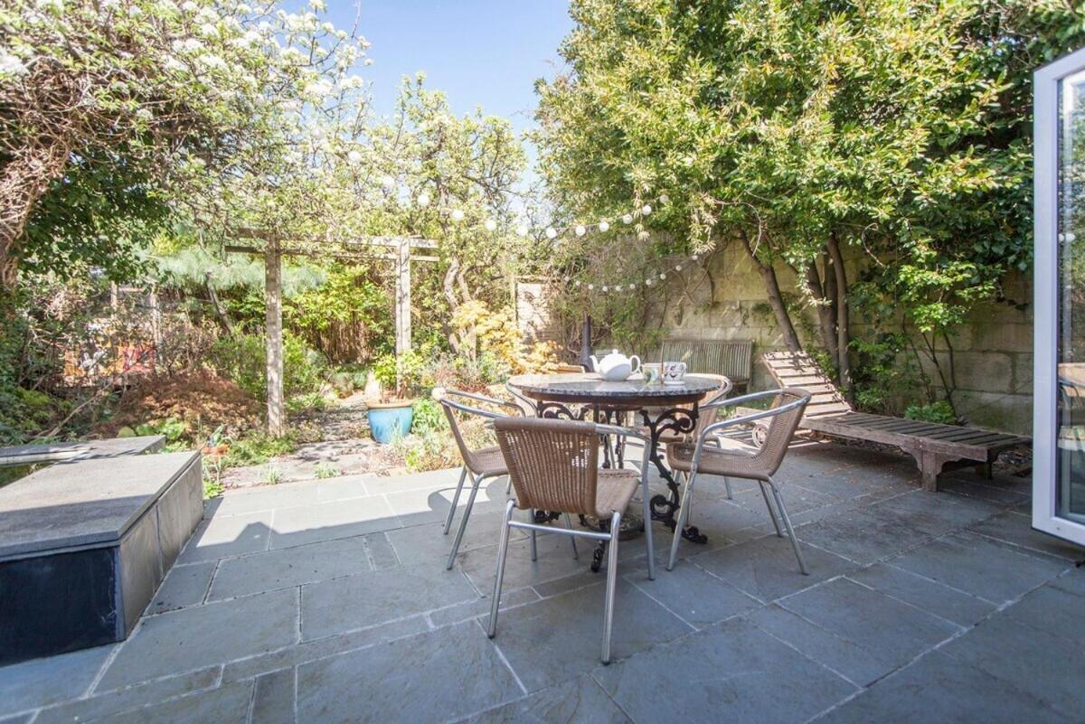 ※ Relaxing Home- Parking & Gorgeous Gardens Bath Exteriör bild